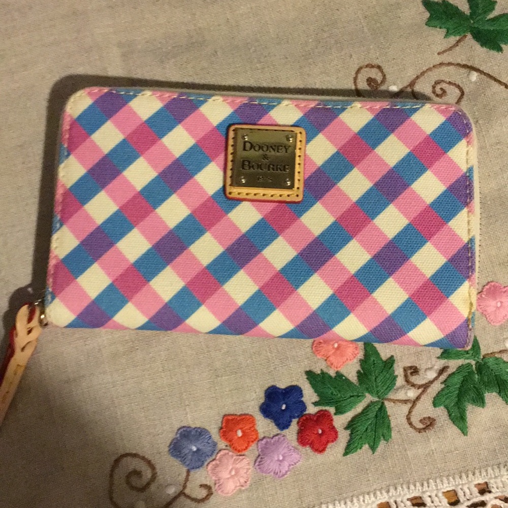Dooney and Bourke Zip Around Elsie Phone Wristlet